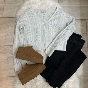Hollister White Cable Knit Cardigan